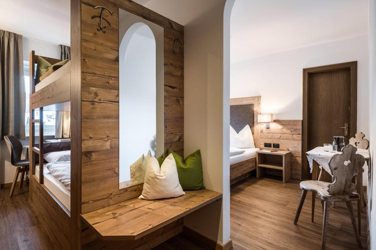 Charme Hotel Uridl Santa Cristina Val Gardena Exterior foto